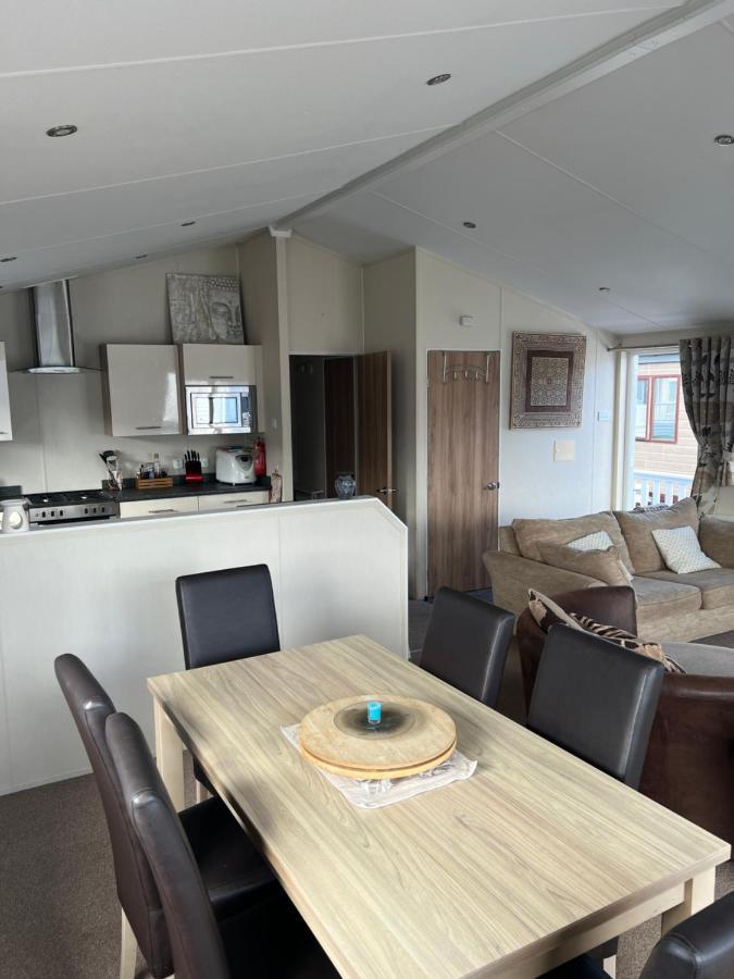 Lodge Caravan On Holiday Park Chichester Dış mekan fotoğraf