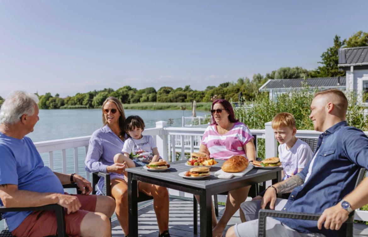 Lodge Caravan On Holiday Park Chichester Dış mekan fotoğraf